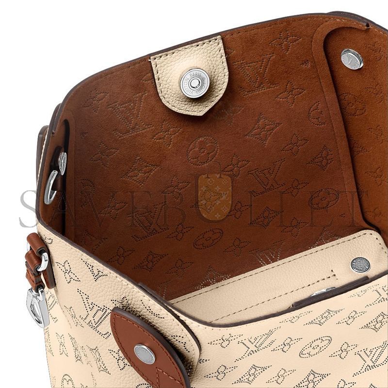 LOUIS VUITTON HINA PM M51950 (23*21*13cm) LOUIS VUITTON HINA PM M51950 (23*21*13cm)